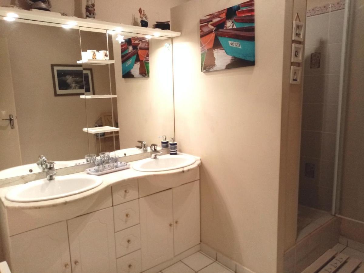 La Metairie De Biaudos Bed & Breakfast ภายนอก รูปภาพ