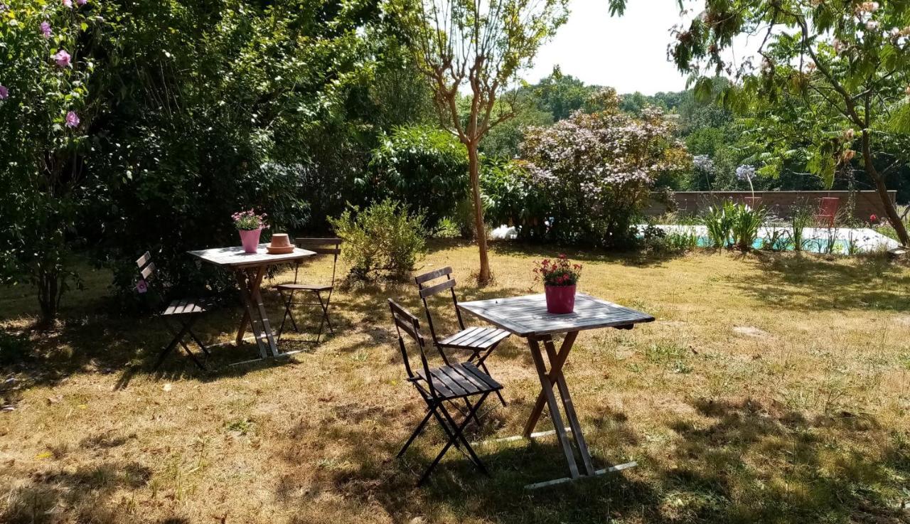 La Metairie De Biaudos Bed & Breakfast ภายนอก รูปภาพ