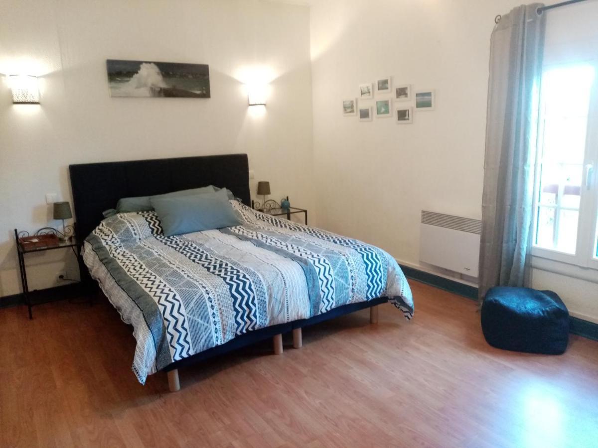 La Metairie De Biaudos Bed & Breakfast ภายนอก รูปภาพ